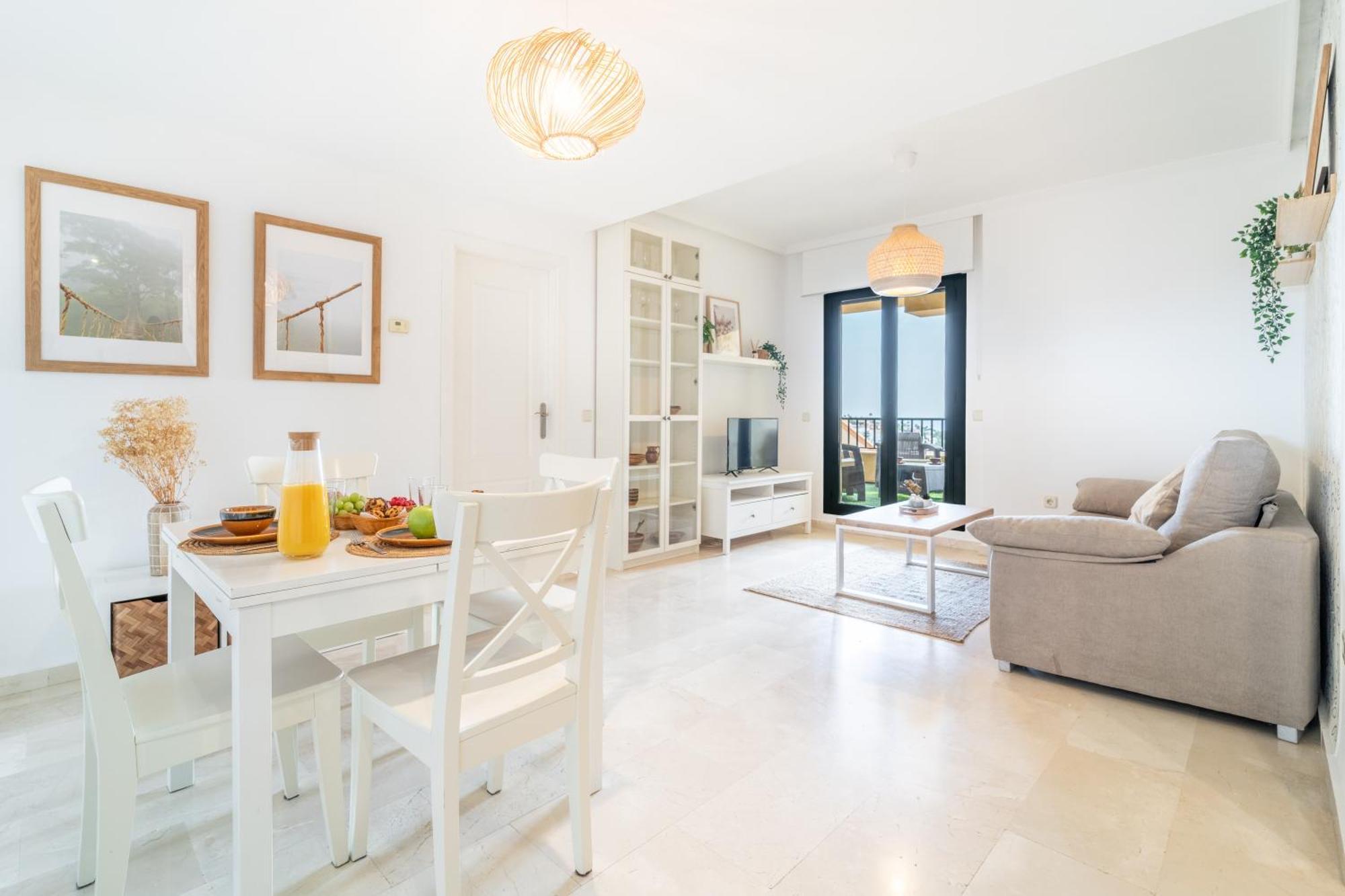 Fabulous Golf Front Apartment With Pool And Seaview Benalmádena Eksteriør billede